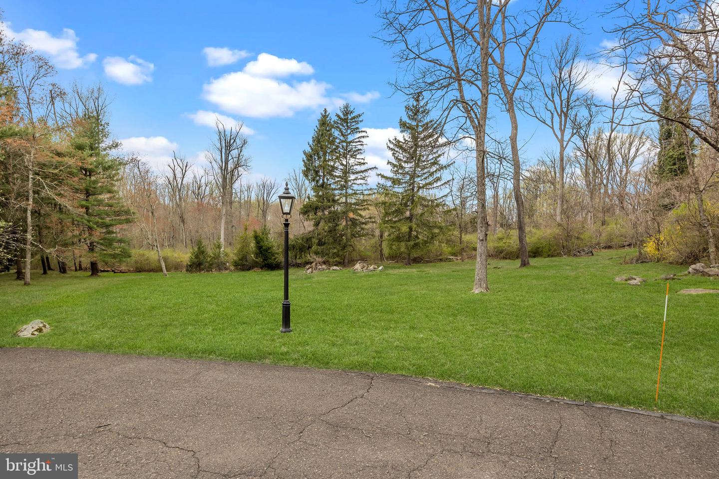 6068 Stoney Hill Rd