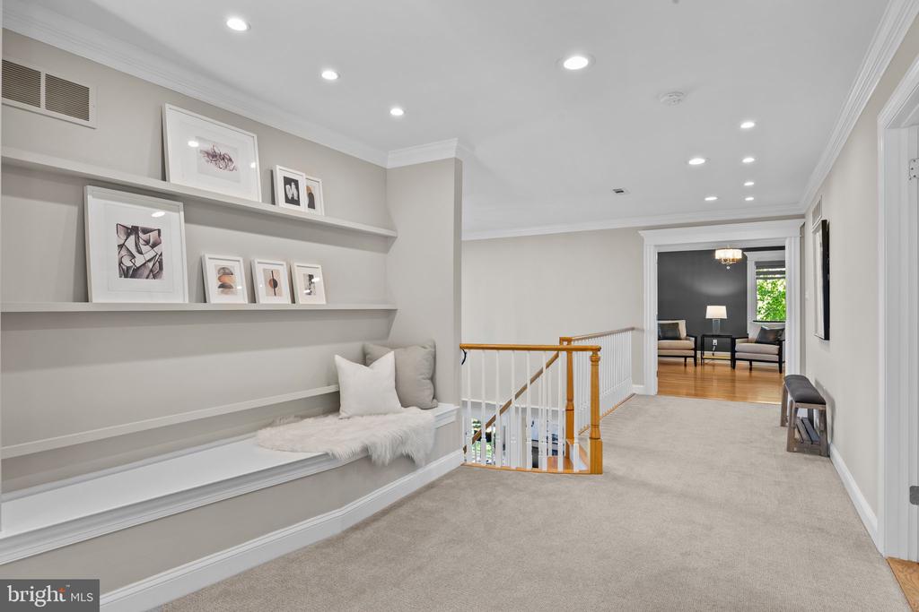 28 Bayshore Dr