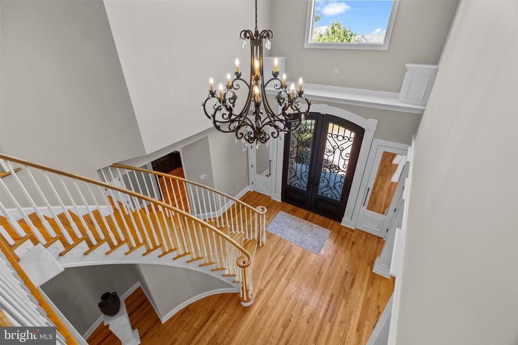 28 Bayshore Dr