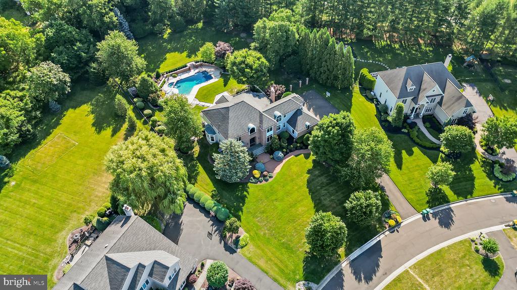 28 Bayshore Dr
