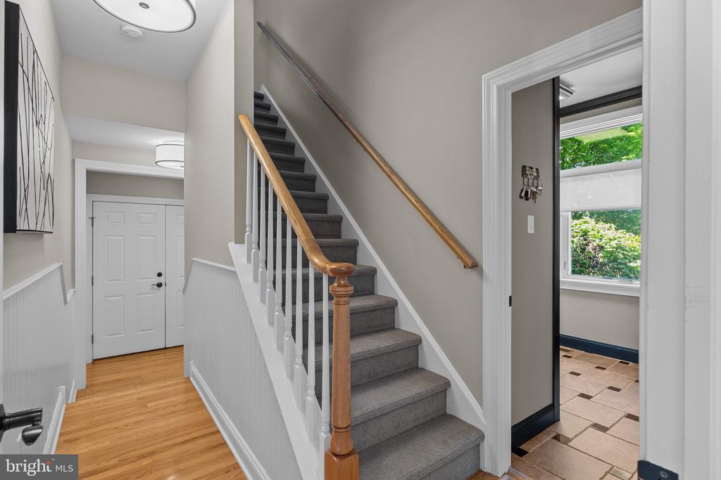 28 Bayshore Dr