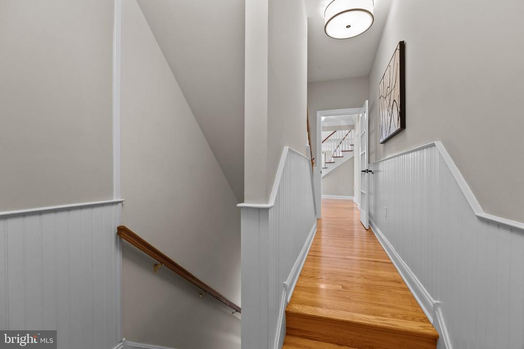 28 Bayshore Dr
