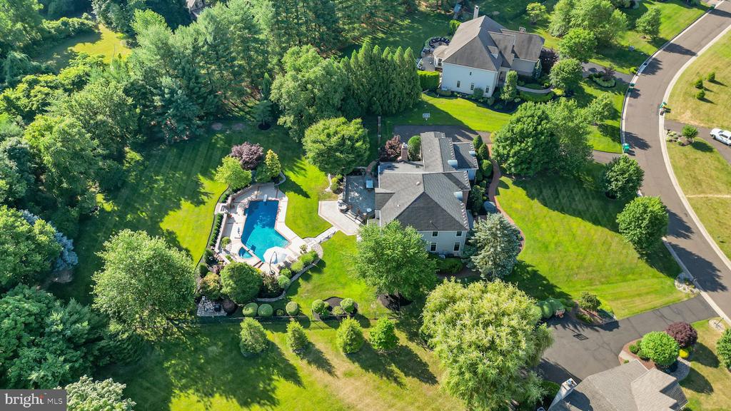 28 Bayshore Dr