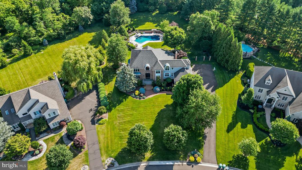 28 Bayshore Dr