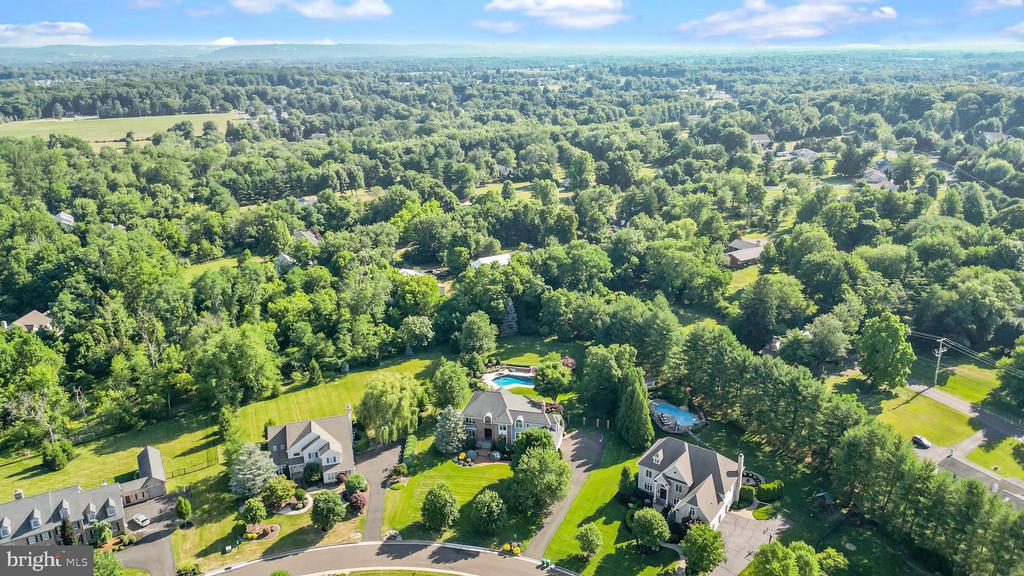 28 Bayshore Dr