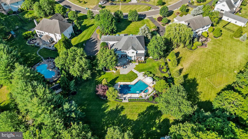 28 Bayshore Dr