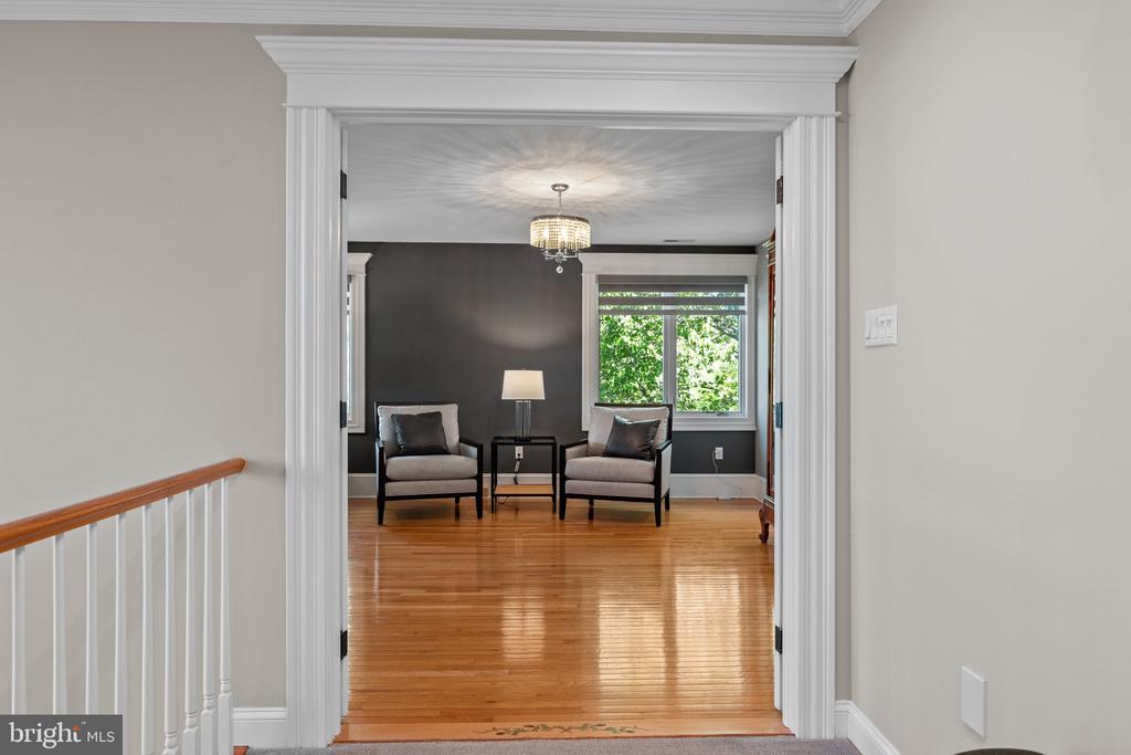 28 Bayshore Dr