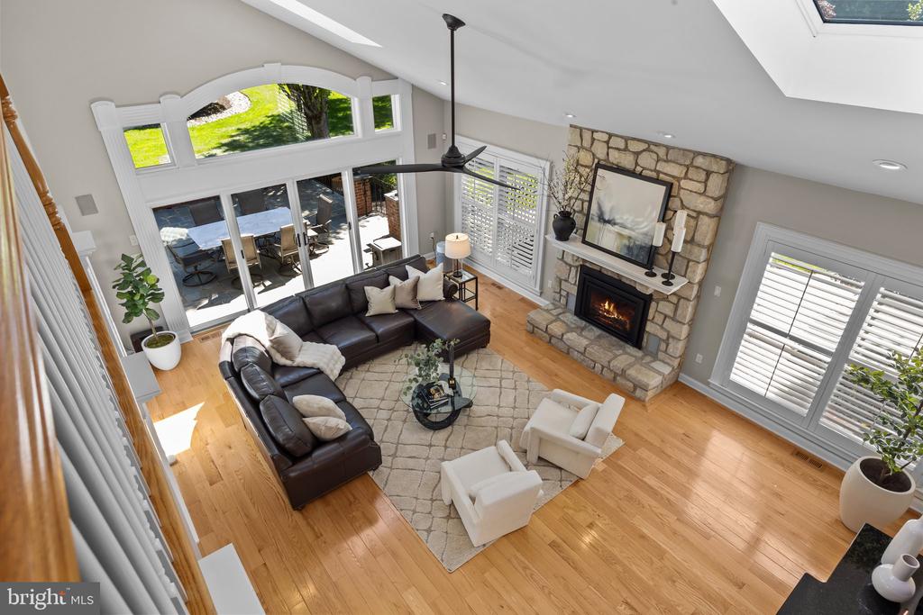 28 Bayshore Dr