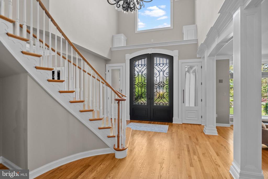 28 Bayshore Dr
