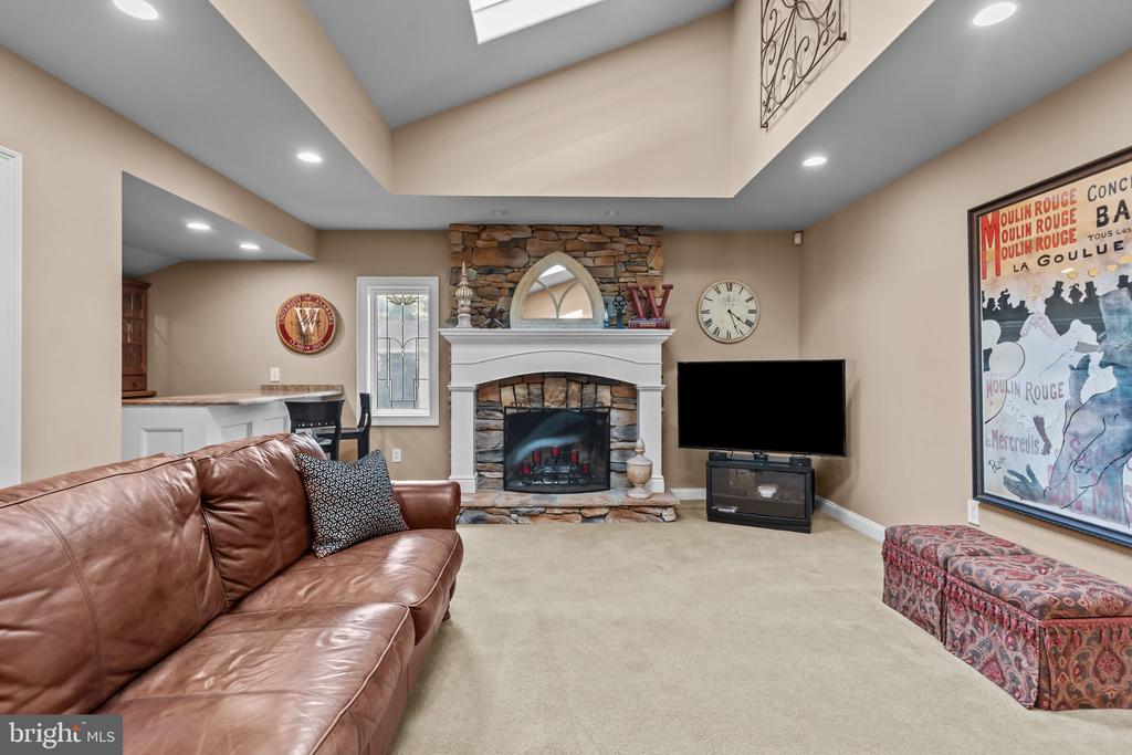 505 Keating Dr