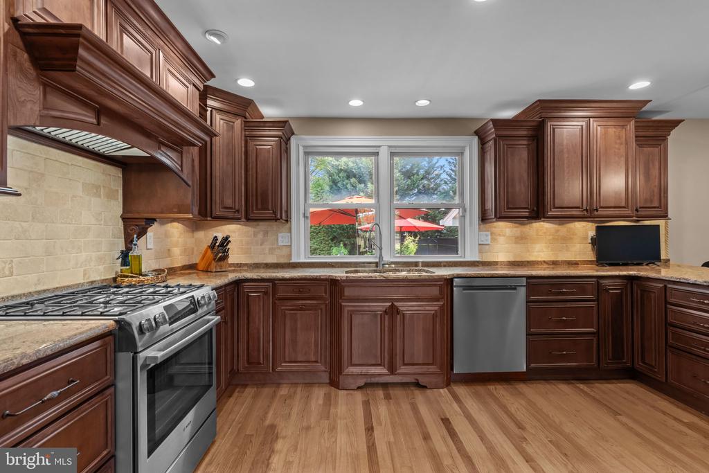 505 Keating Dr