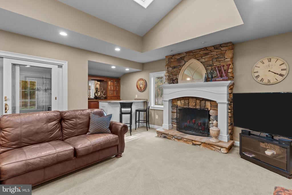 505 Keating Dr