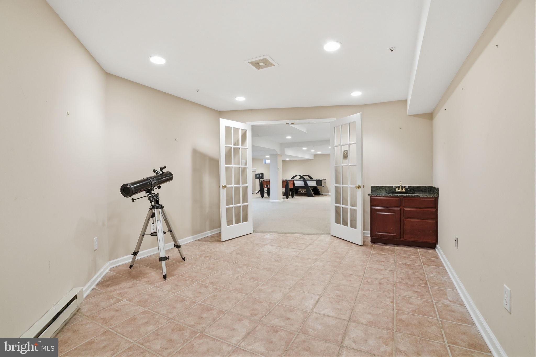 53 ALEXANDERS COURT