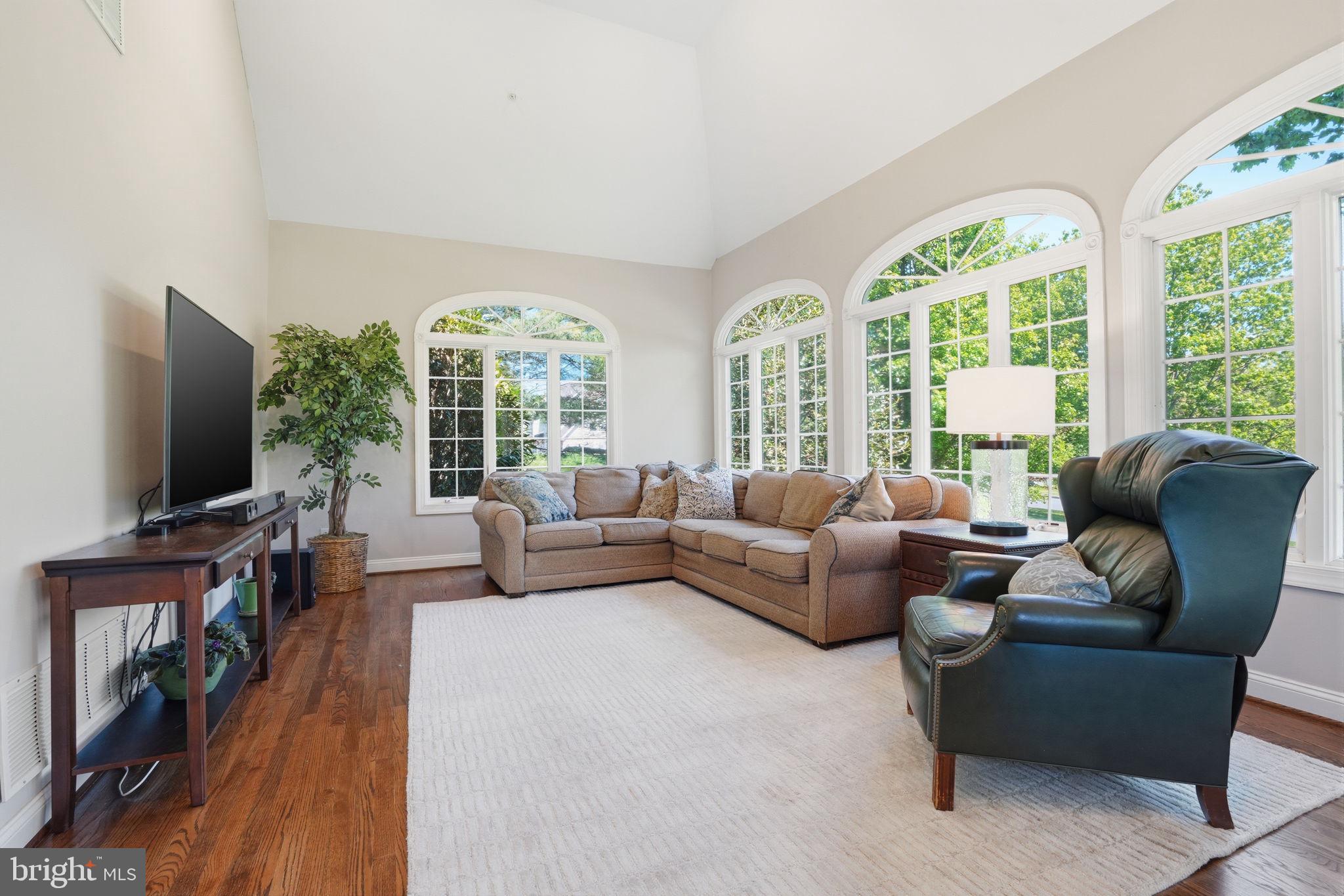 53 ALEXANDERS COURT