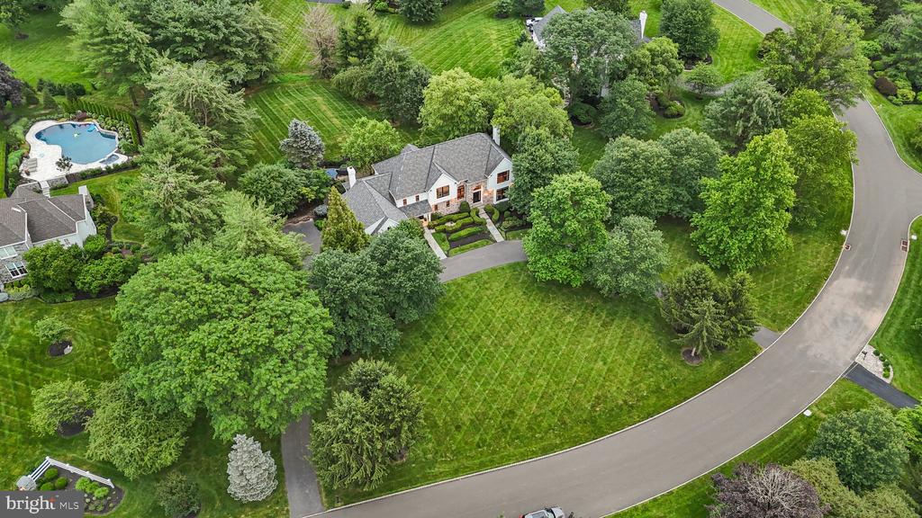 7 Weatherfield Dr