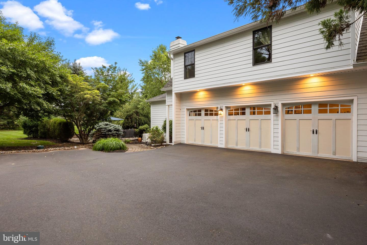 7 Weatherfield Dr