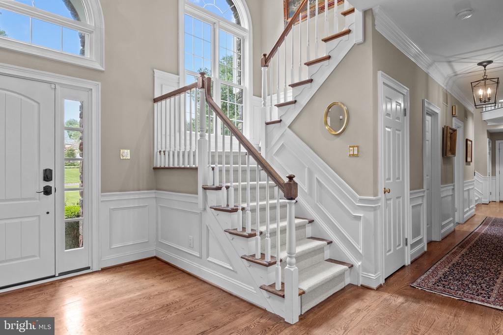 7 Weatherfield Dr