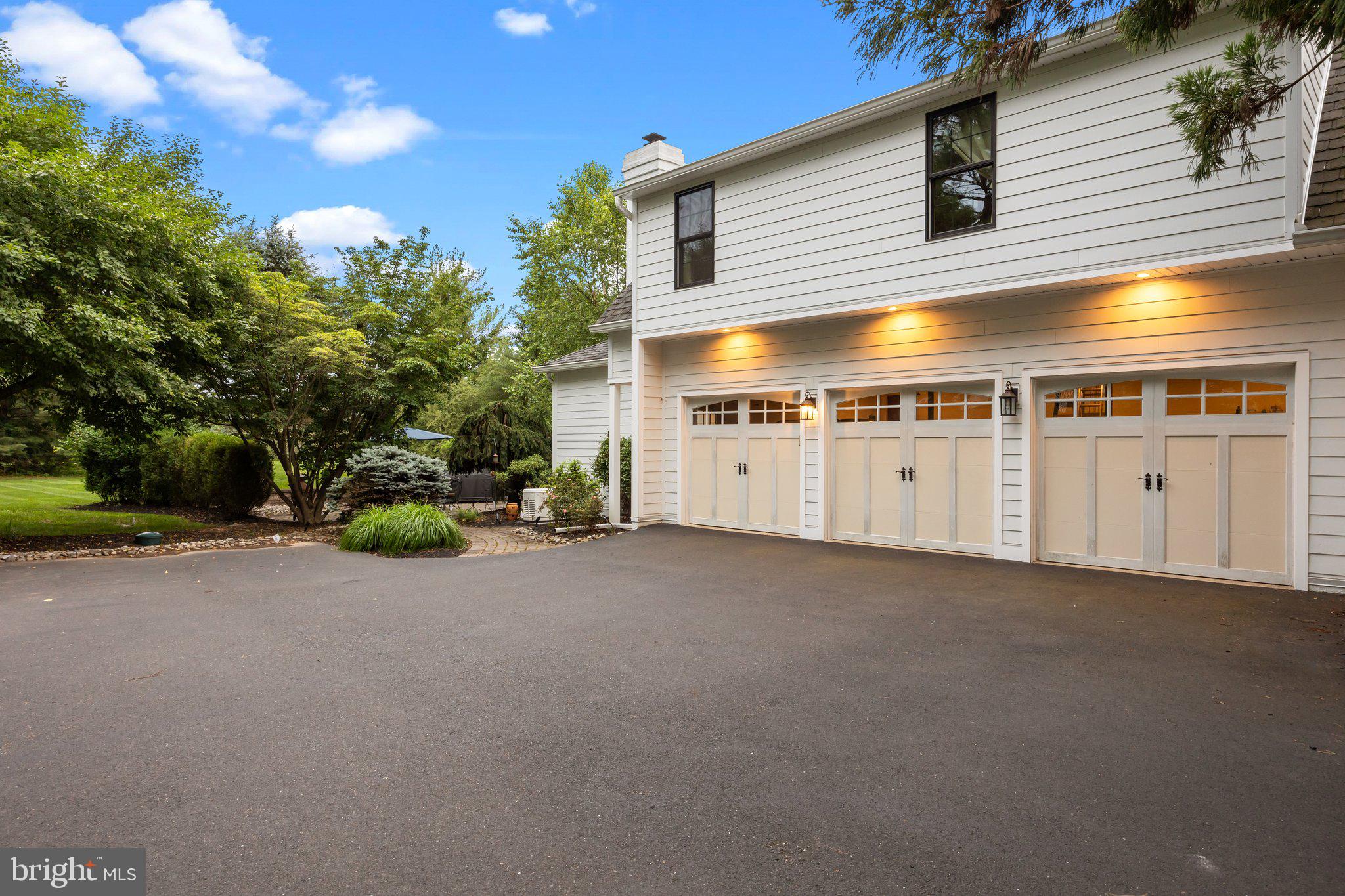 7 Weatherfield Dr