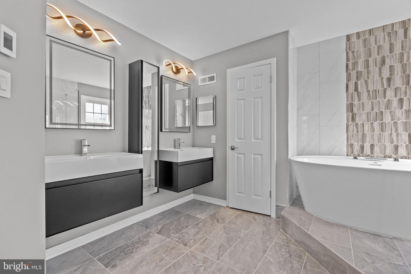 1511 Pownal Dr
