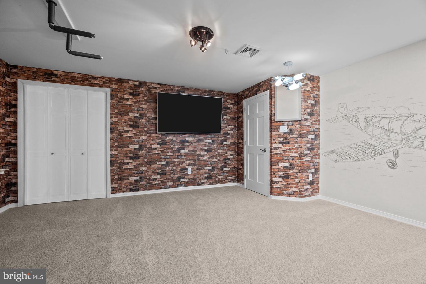 1511 Pownal Dr