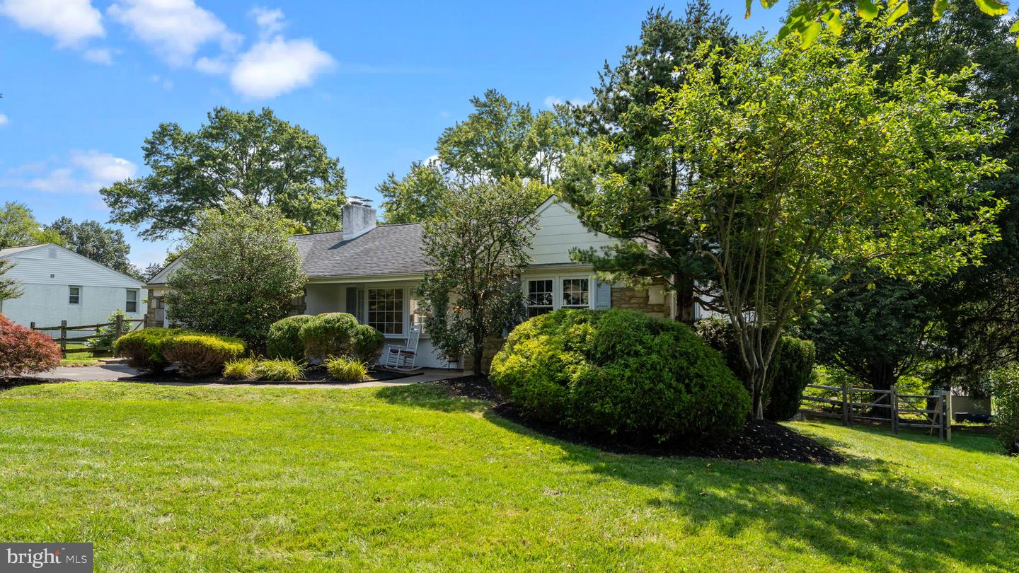 99 Hilltop Dr