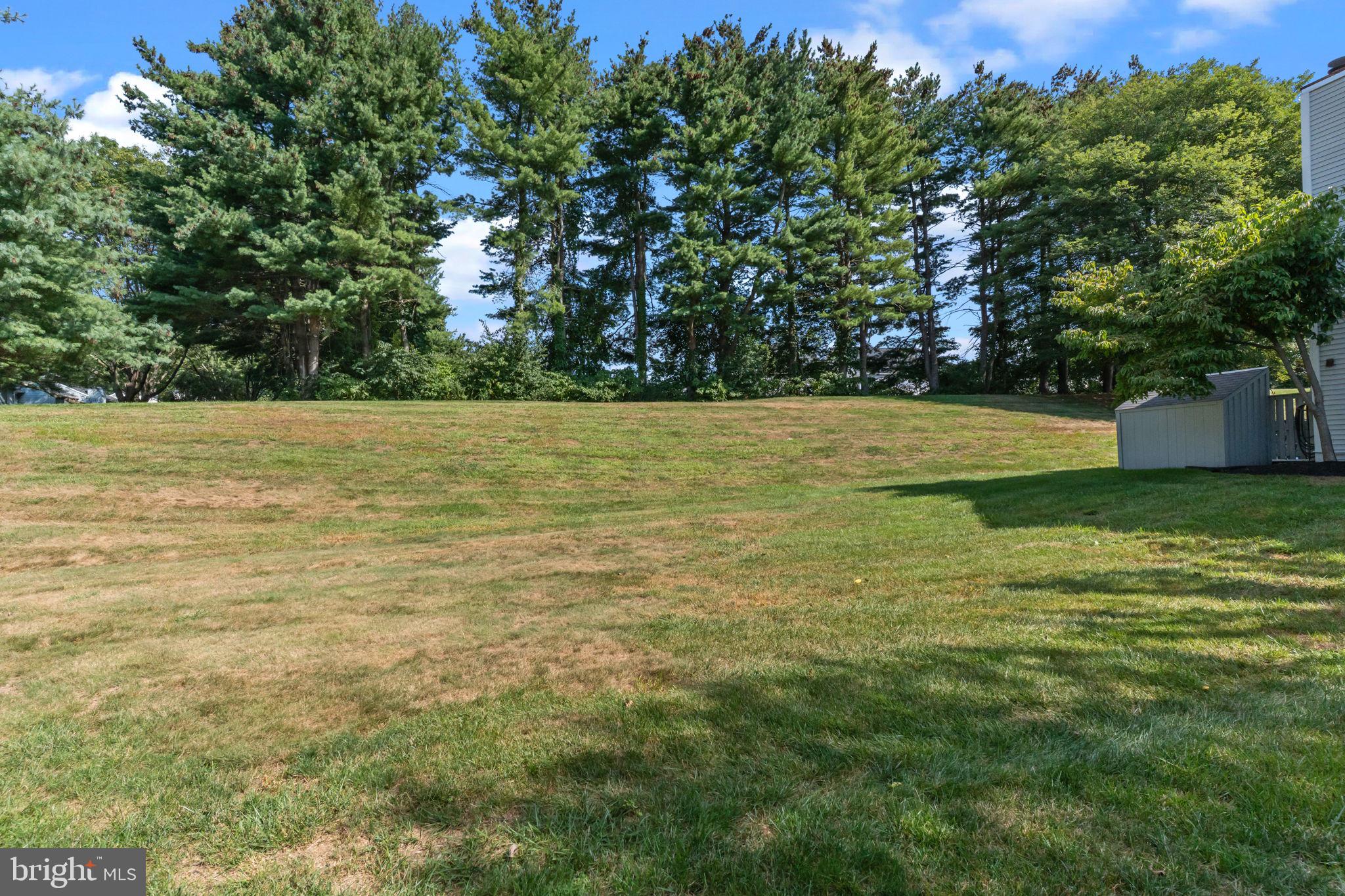 3 HILLCROFT WAY