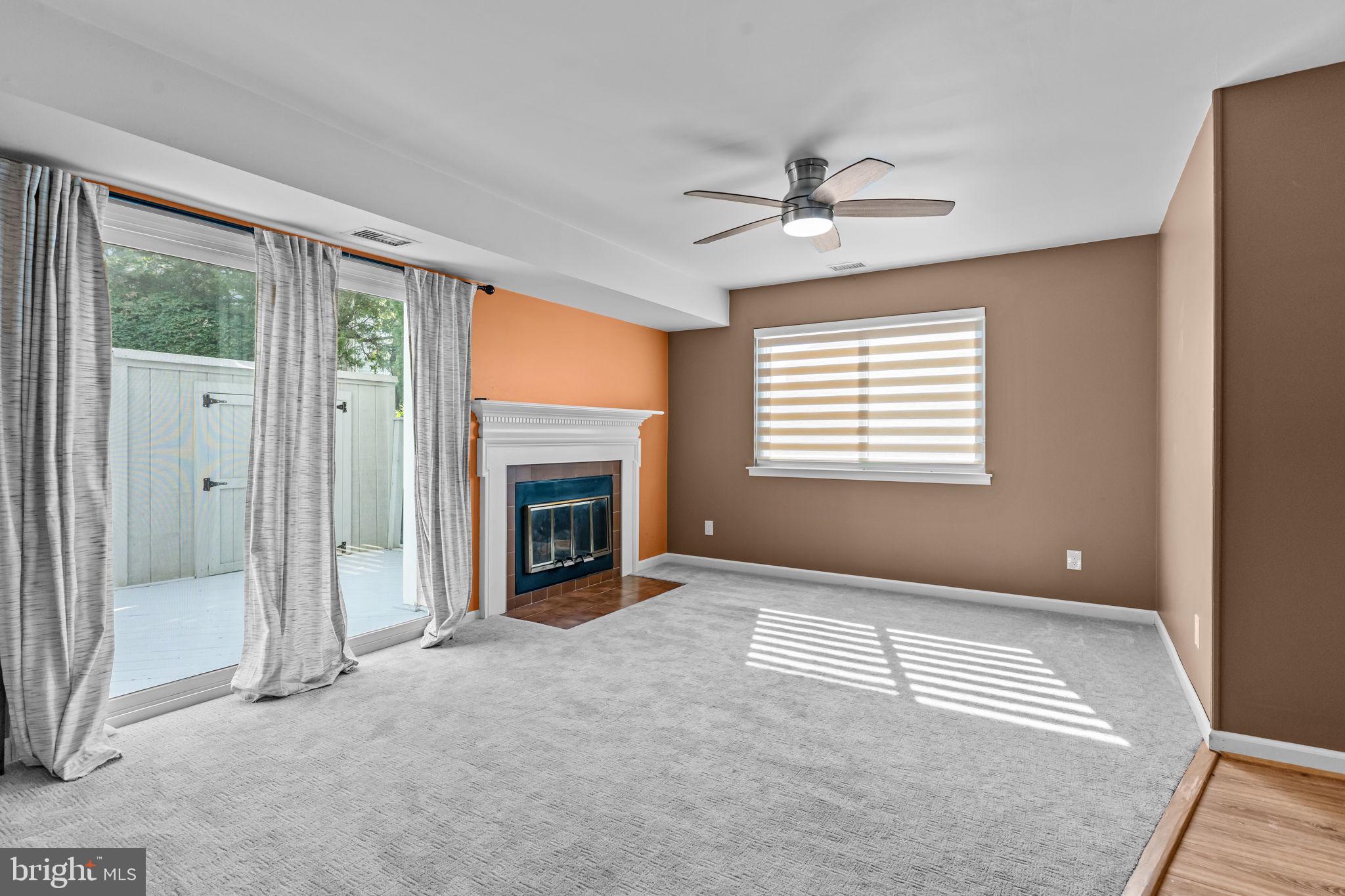 3 HILLCROFT WAY
