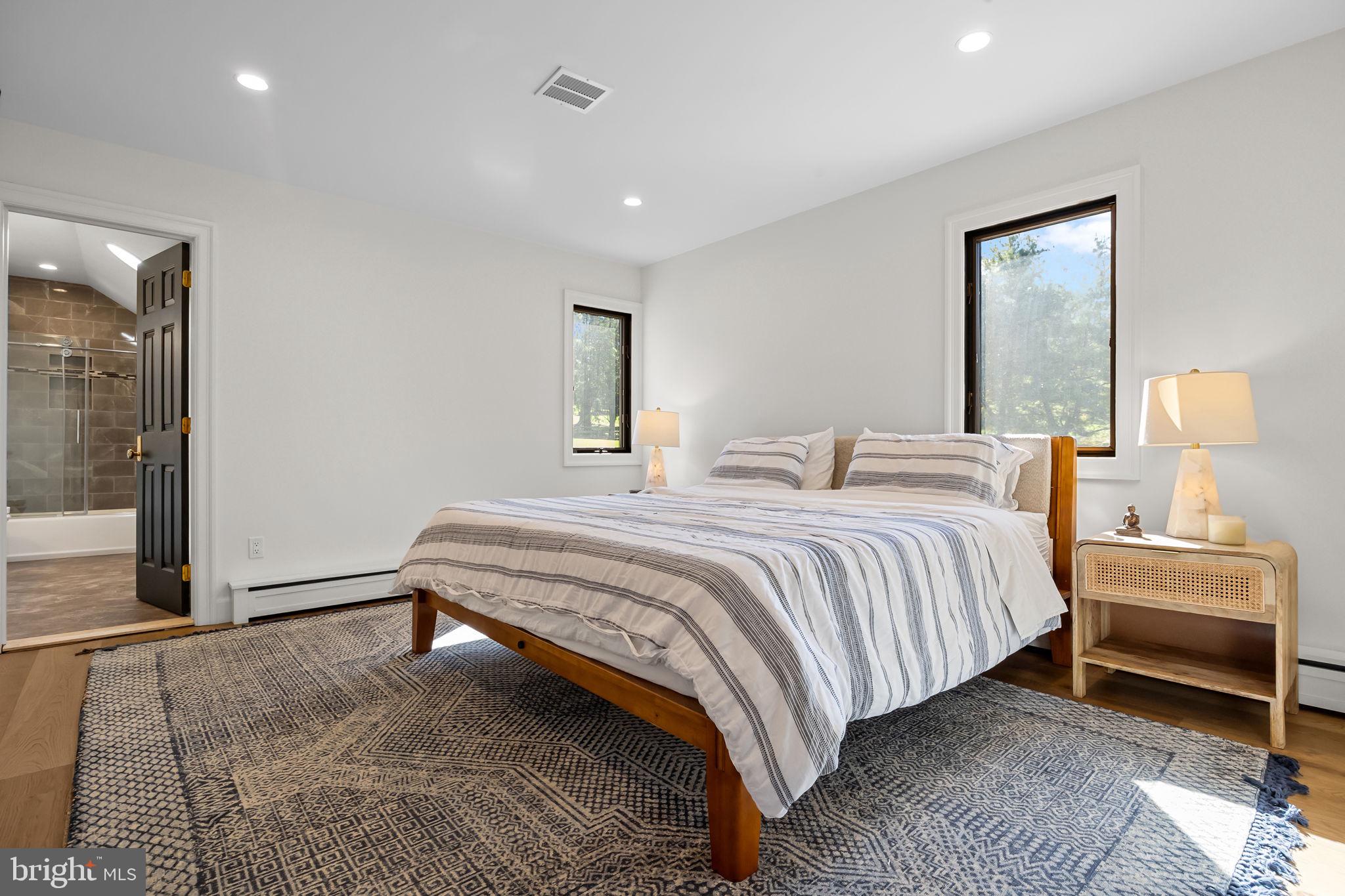 1101 DEERFIELD LANE
