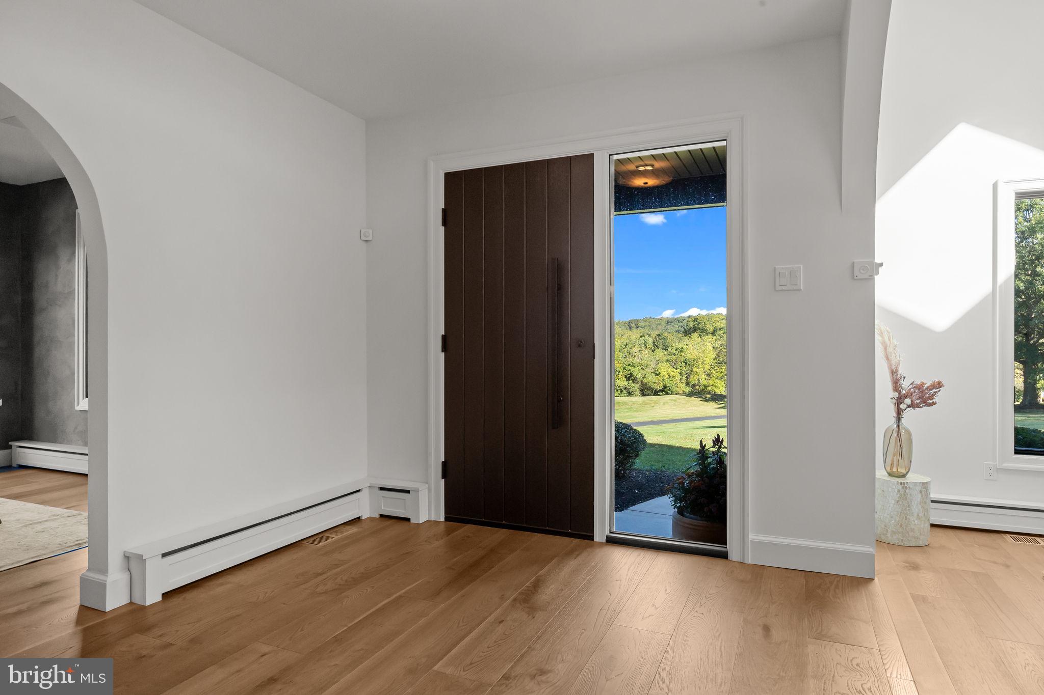 1101 DEERFIELD LANE