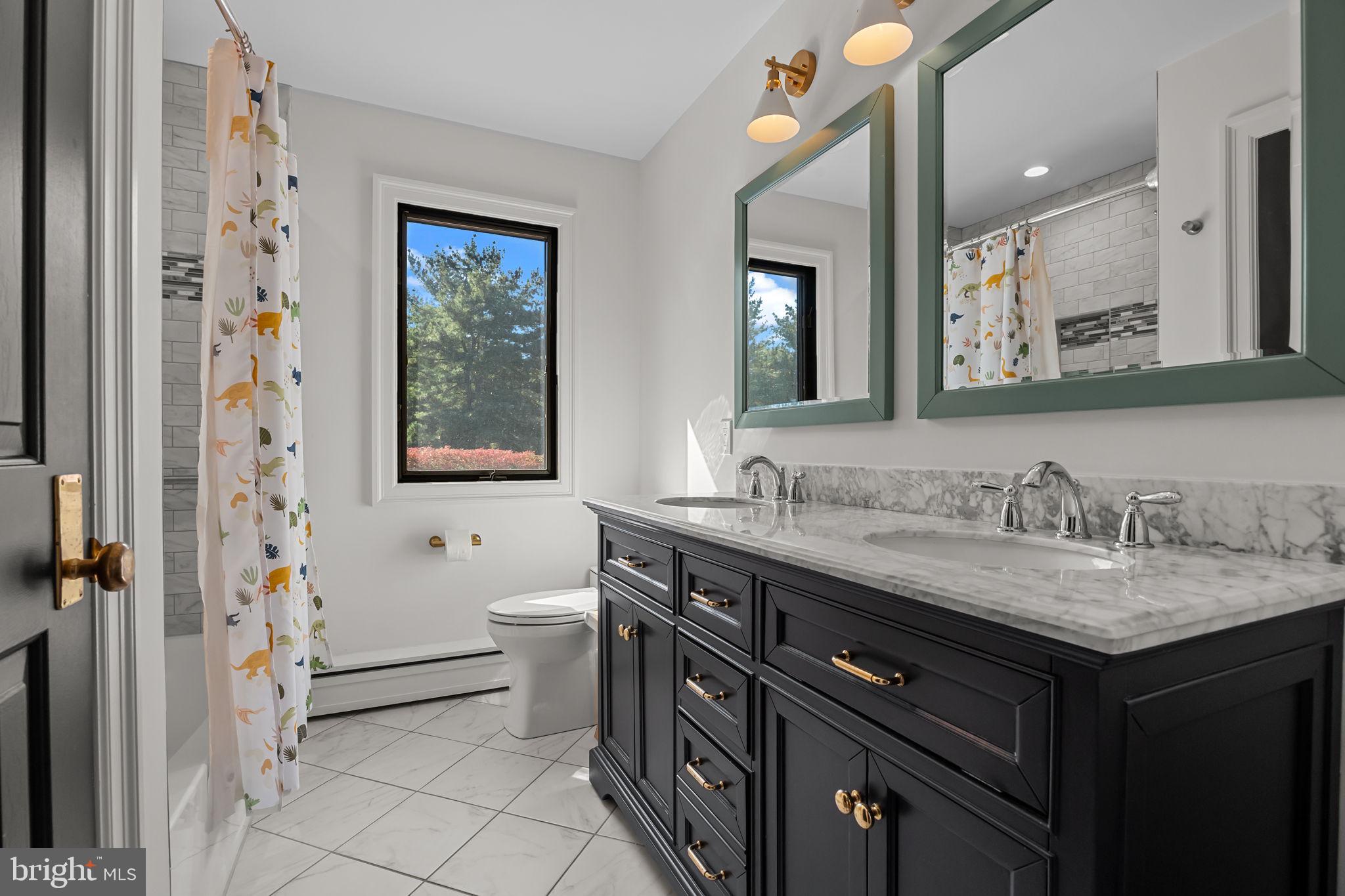 1101 DEERFIELD LANE