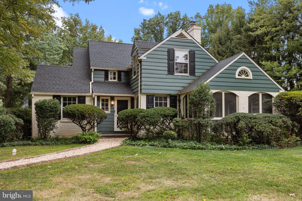 1217 YARDLEY ROAD