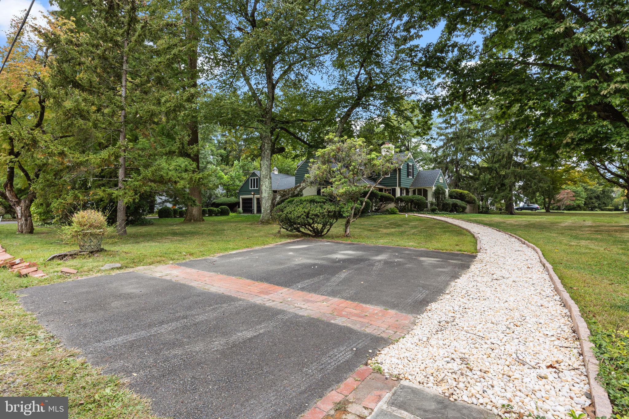 1217 YARDLEY ROAD