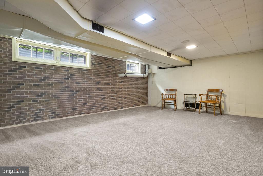1217 YARDLEY ROAD
