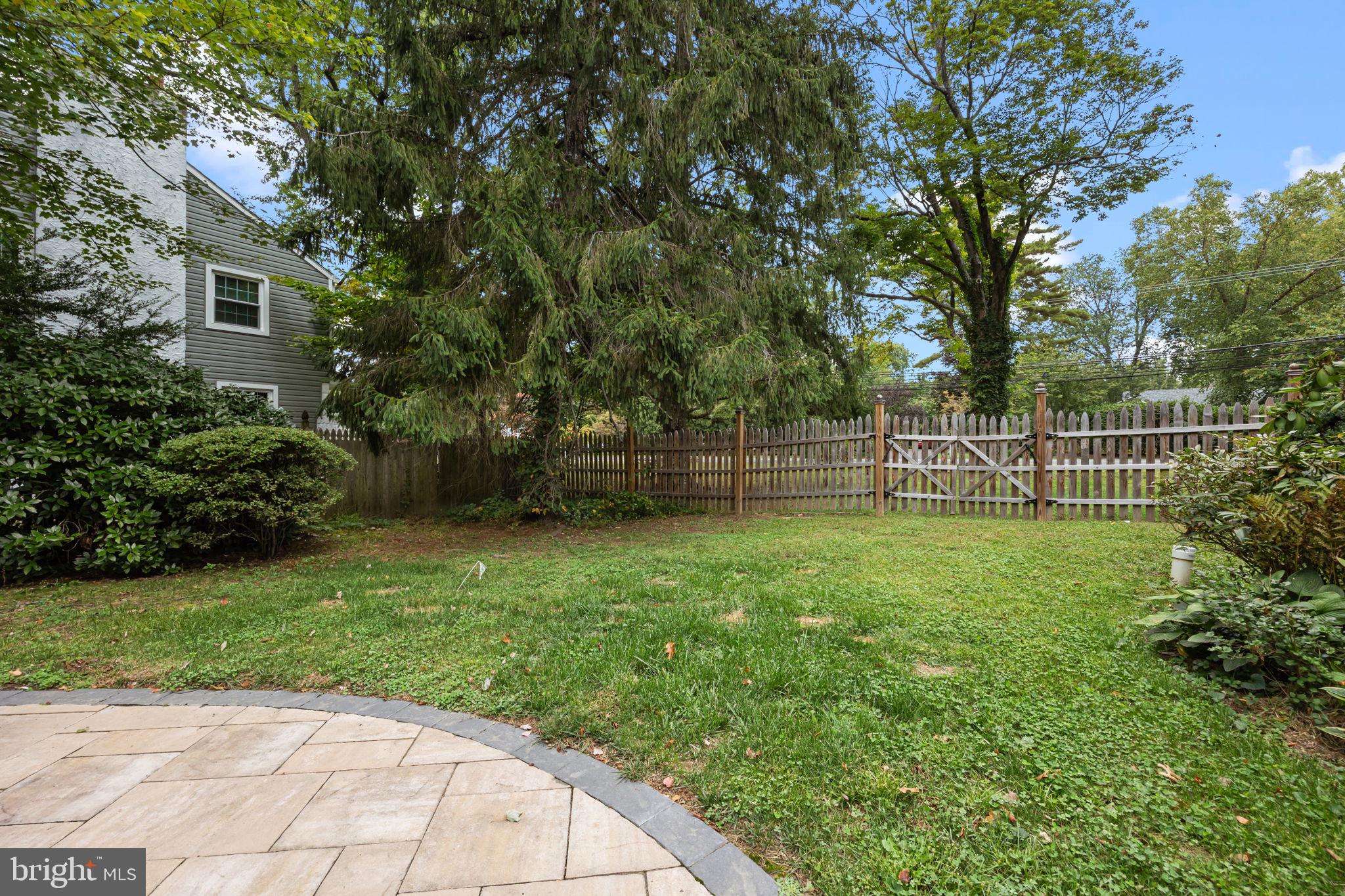 1217 YARDLEY ROAD