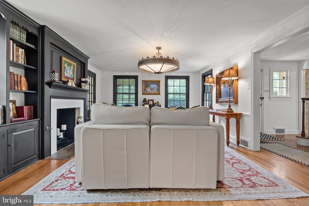1217 YARDLEY ROAD