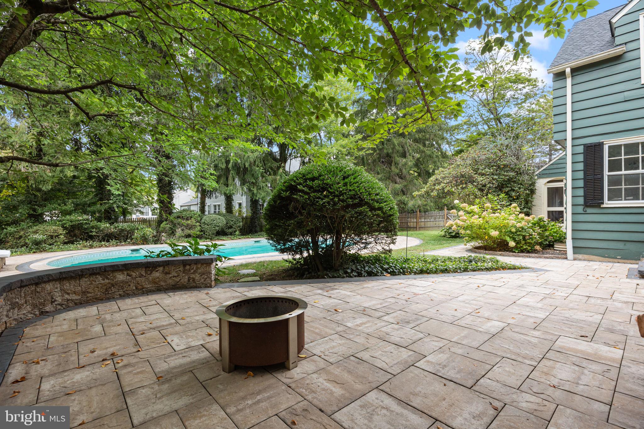 1217 YARDLEY ROAD
