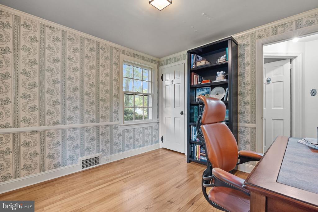 1217 YARDLEY ROAD
