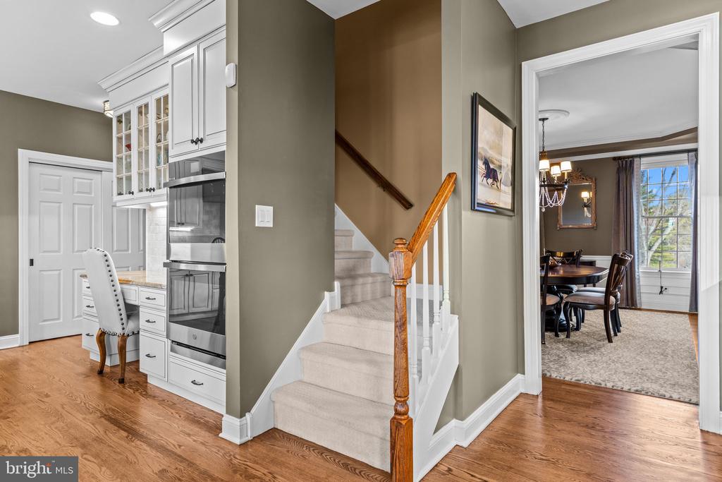 1100 PINEVILLE ROAD