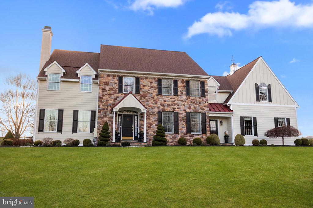1100 PINEVILLE ROAD