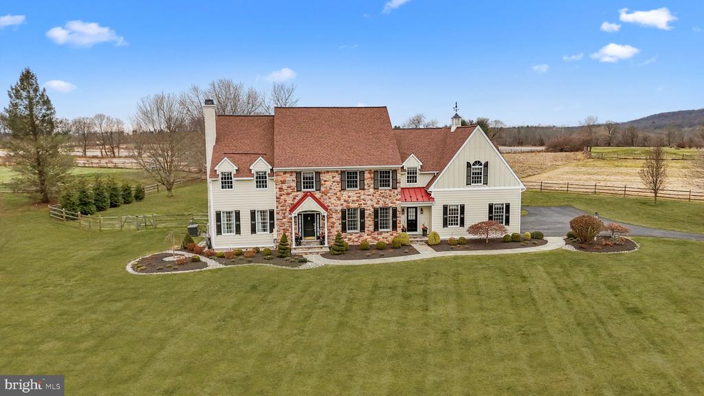 1100 PINEVILLE ROAD