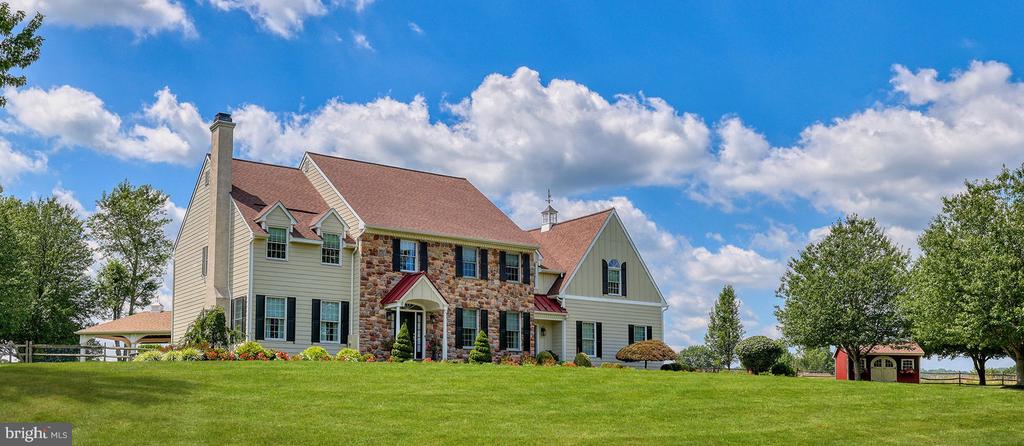 1100 PINEVILLE ROAD