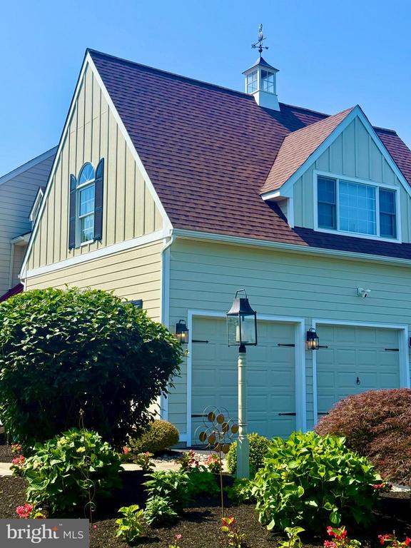 1100 PINEVILLE ROAD
