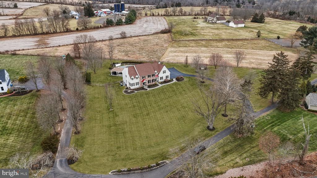 1100 PINEVILLE ROAD