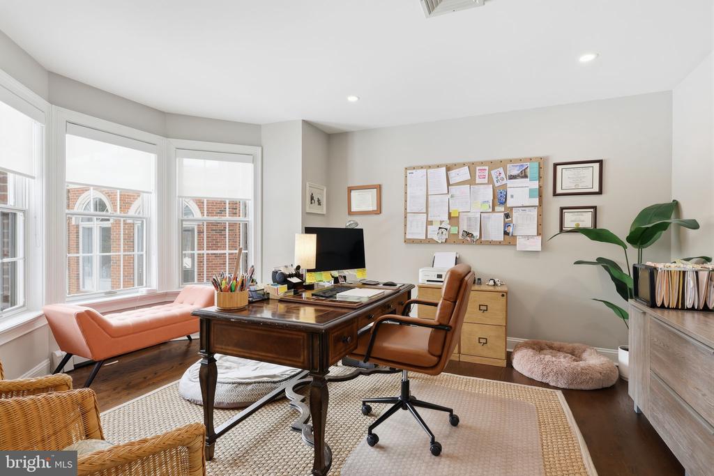 7 WOODLAND ROAD