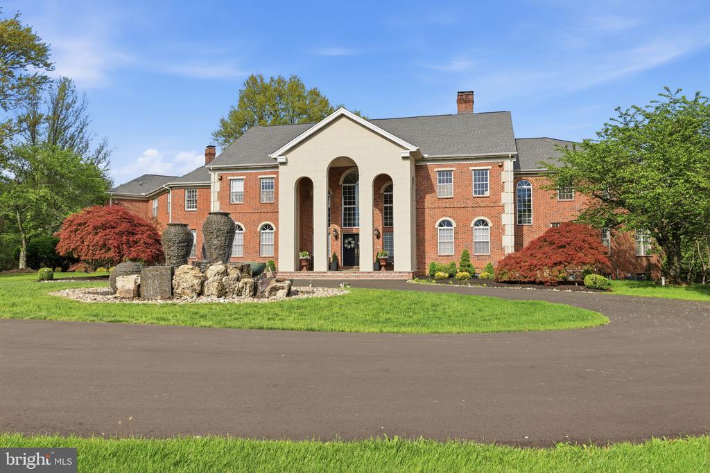 7 WOODLAND ROAD