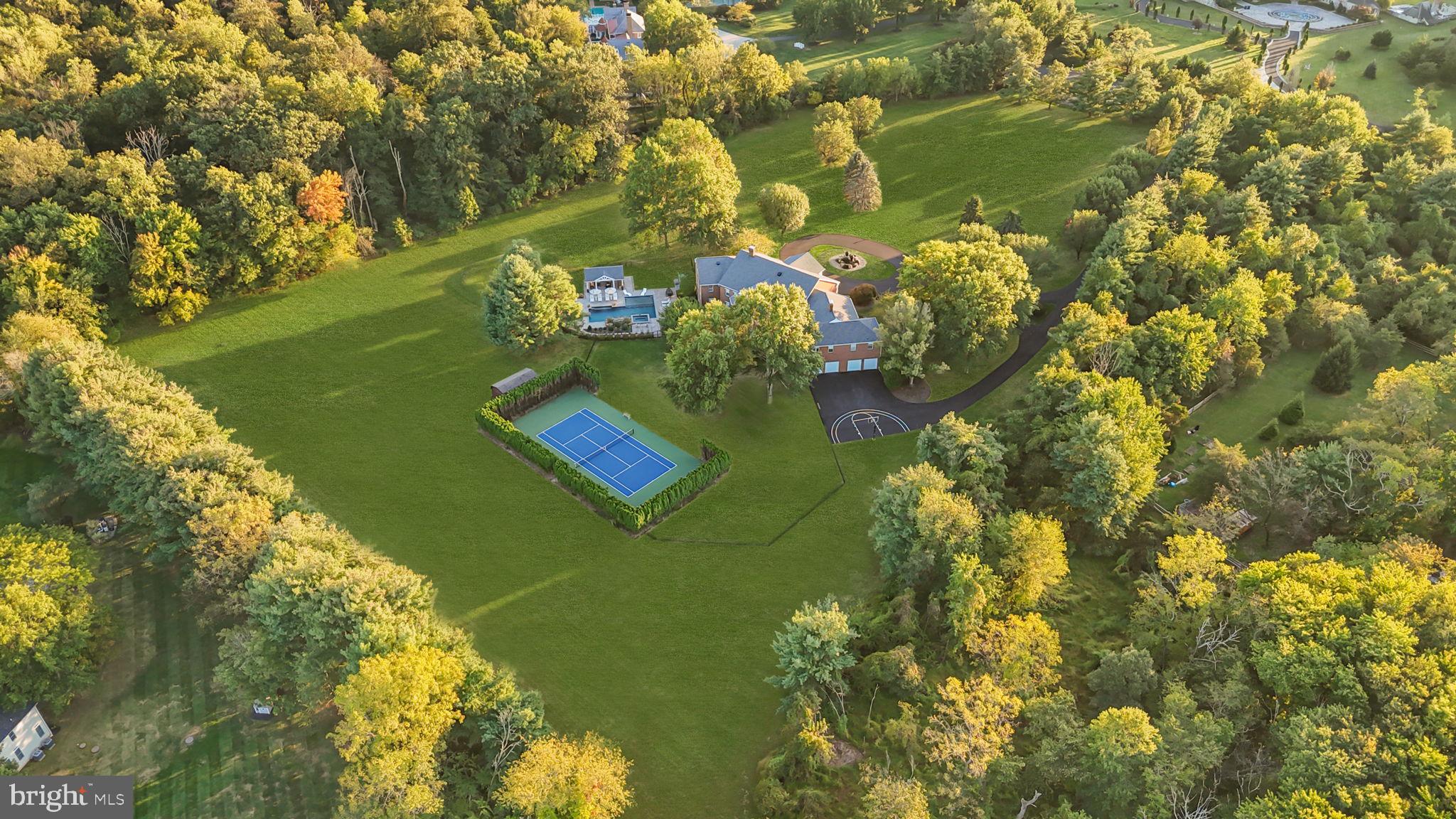 7 WOODLAND ROAD
