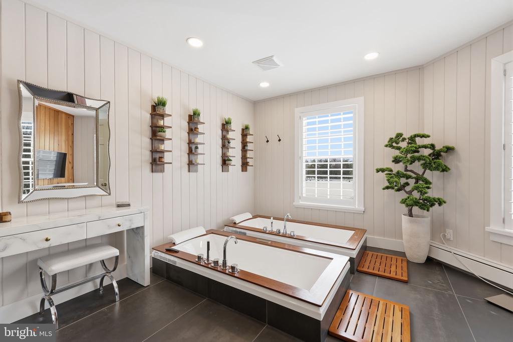 7 WOODLAND ROAD
