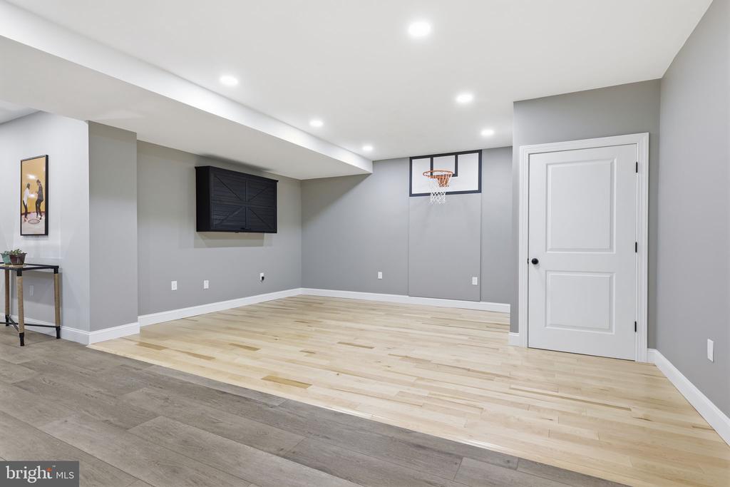 7 WOODLAND ROAD