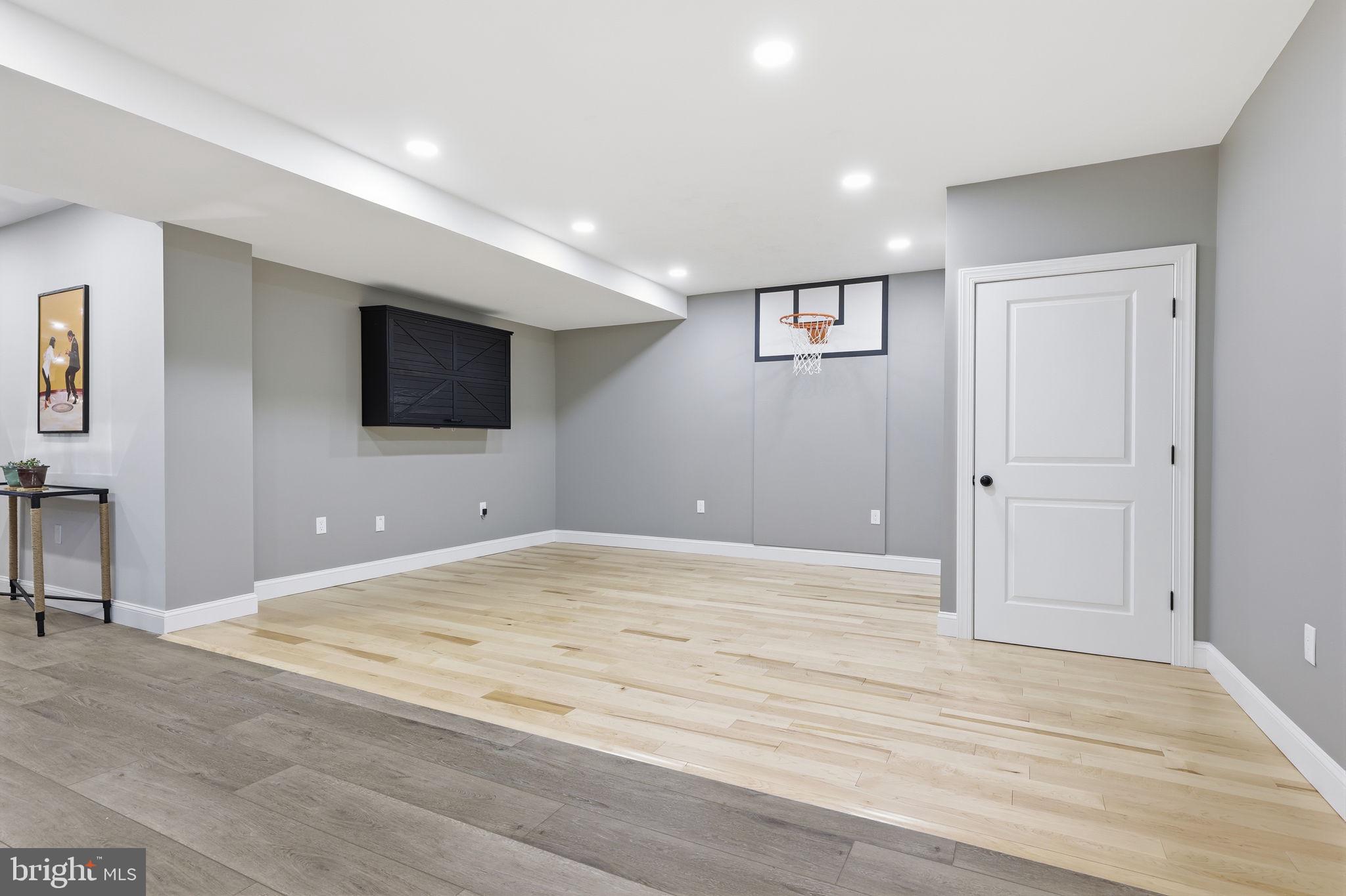 7 WOODLAND ROAD