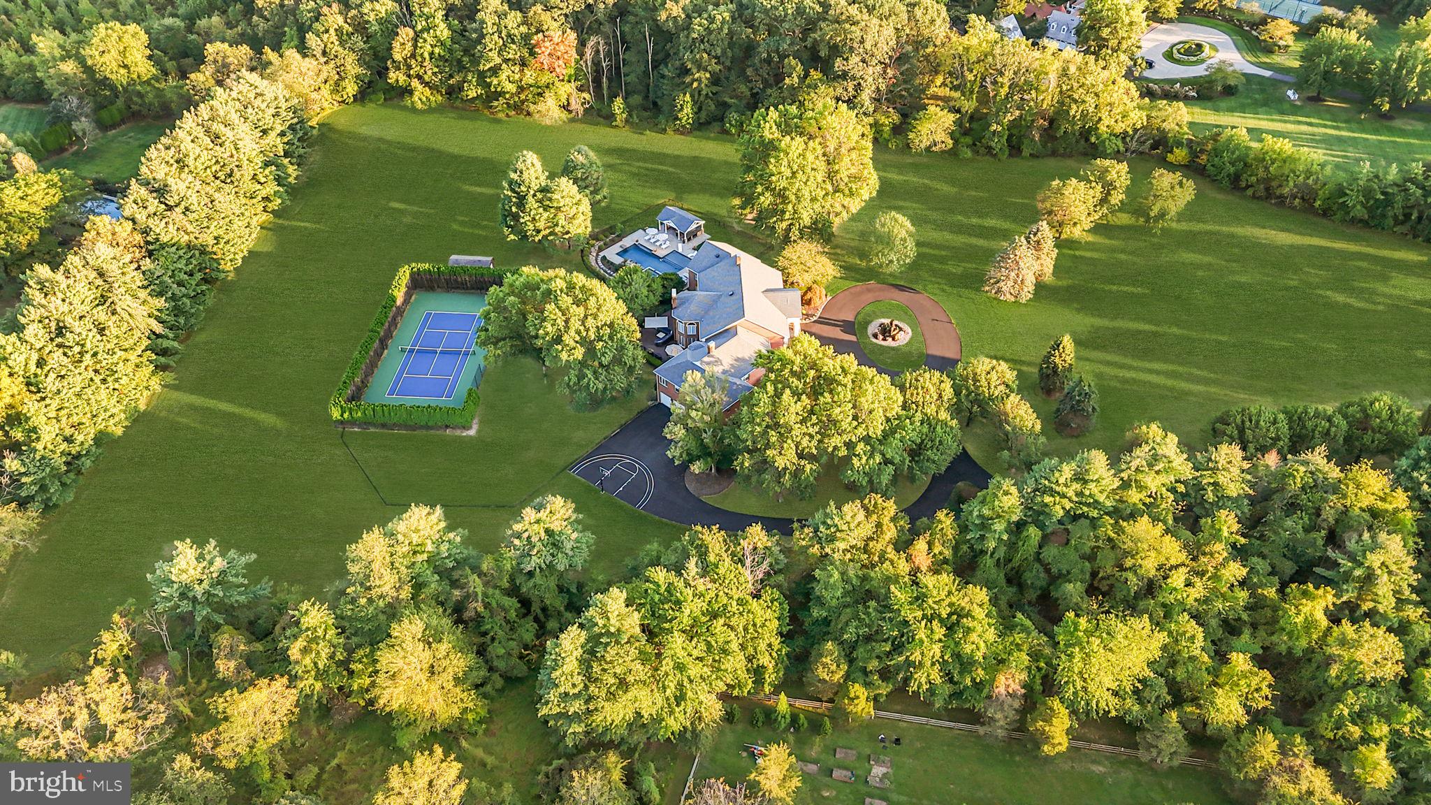7 WOODLAND ROAD